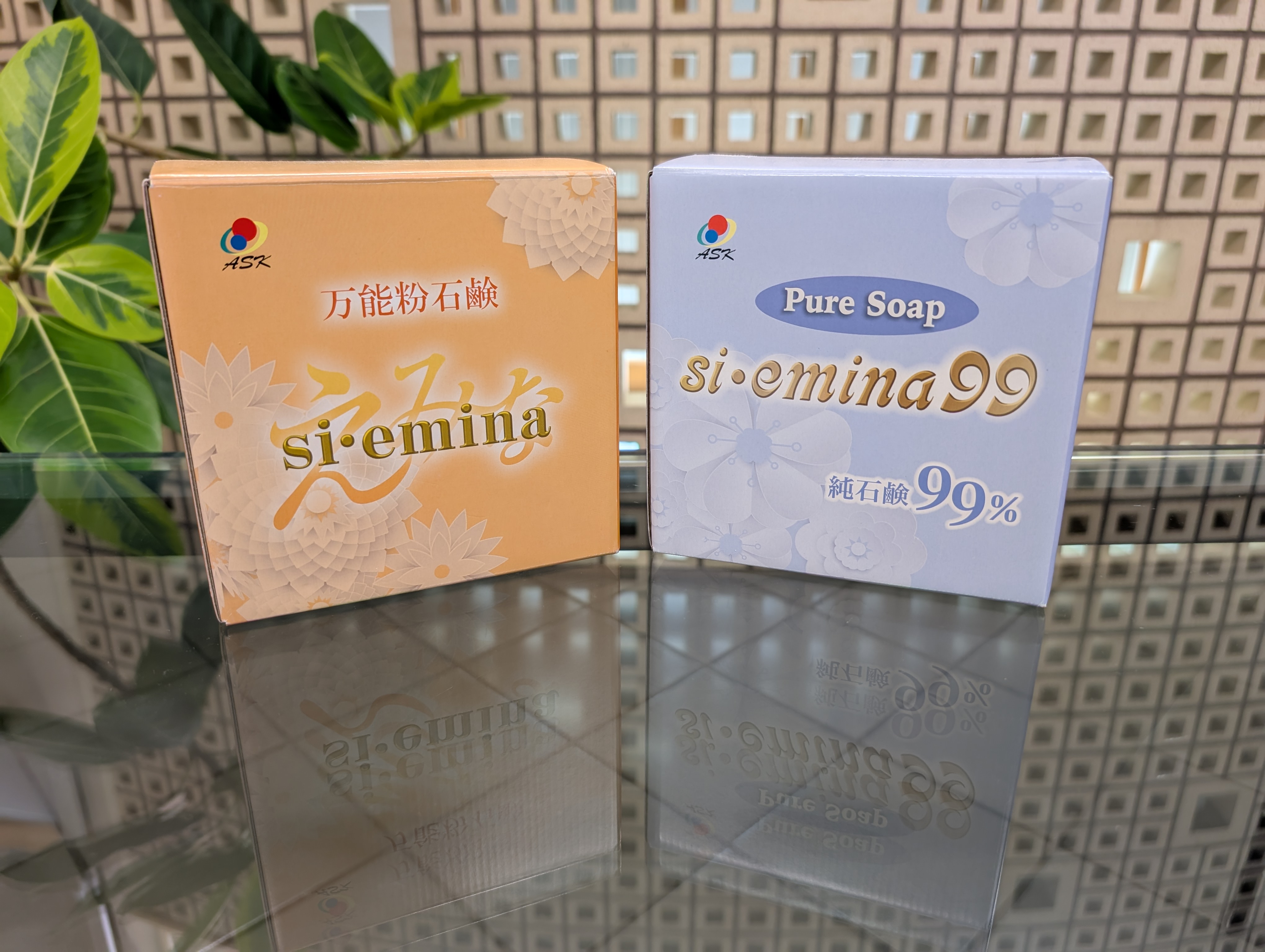 si emina・si emina99　入荷！！　えみな　えみな９９